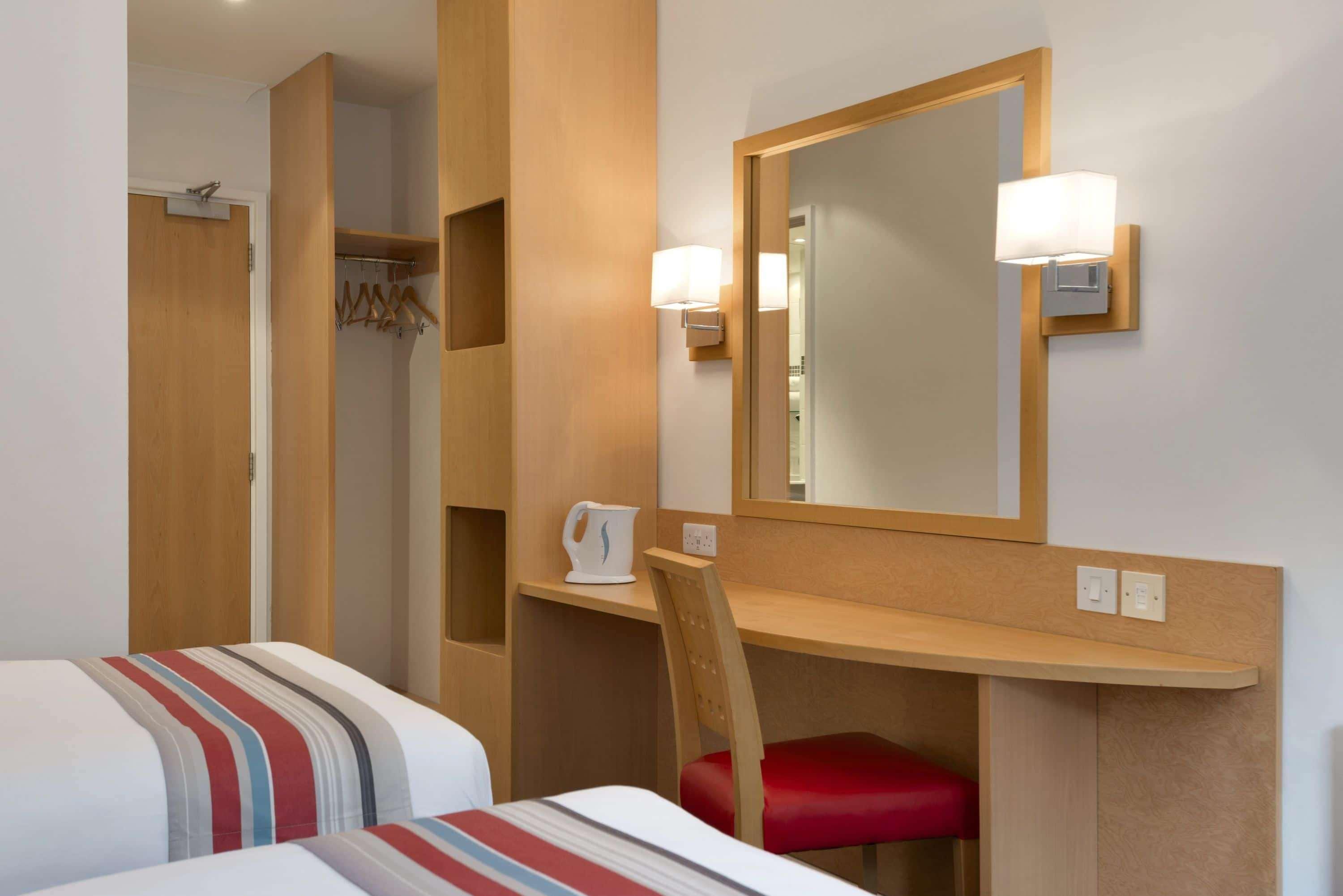 Ramada Wakefield Hotel Cameră foto